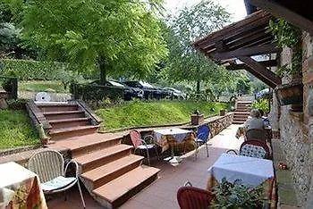 Hotel L'oasi Di Lombrici 3*